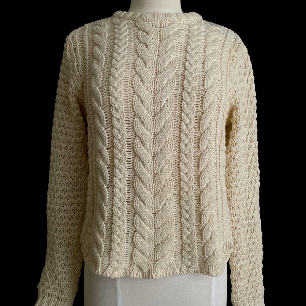 Carve Designs Cable Knit Pullover Sweater
